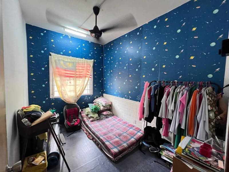Flat for Sale at Azalea Court - Ahmad Muslim - Bedroom - PropertyGuru.com.my