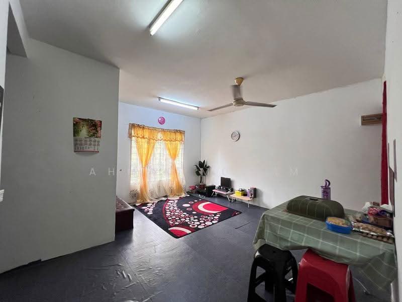 Flat for Sale at Azalea Court - Ahmad Muslim - Living Room - PropertyGuru.com.my