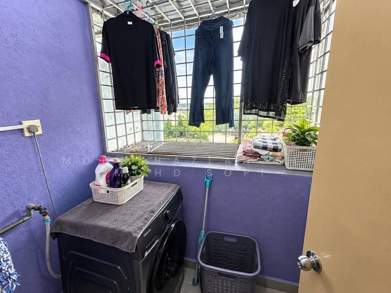 Apartment for Sale at Residensi Warnasari 1 - Mohd Hazlan bin Mohd Sopi - Balcony - PropertyGuru.com.my