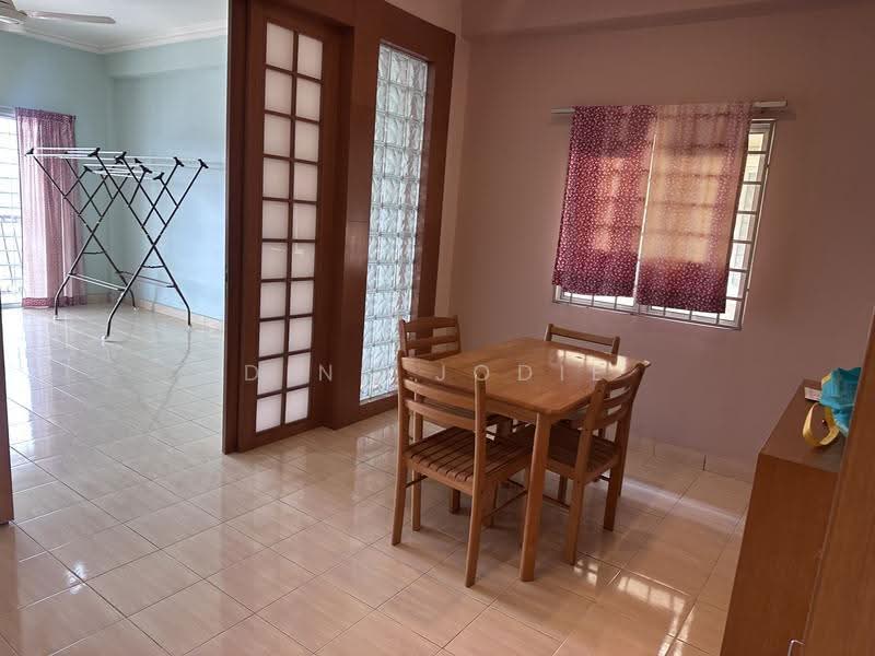 Kondominium untuk Dijual di Tasek Mewah - Ding Jodie - Dining Room - PropertyGuru.com.my
