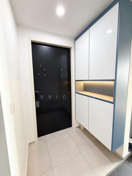 Kediaman Servis untuk Disewa di Sky Meridien - Derrick Lee - Foyer with Shoe Cabinet - PropertyGuru.com.my