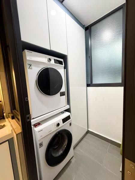 Kediaman Servis untuk Disewa di Sky Meridien - Derrick Lee - Yard with Washer & Dryer - PropertyGuru.com.my