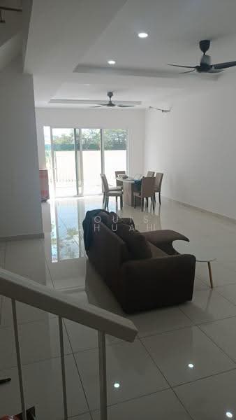Rumah Teres 2-Tingkat untuk Disewa di Aspen Vision City (Batu Kawan) - Louis Chuah - Living Room - PropertyGuru.com.my