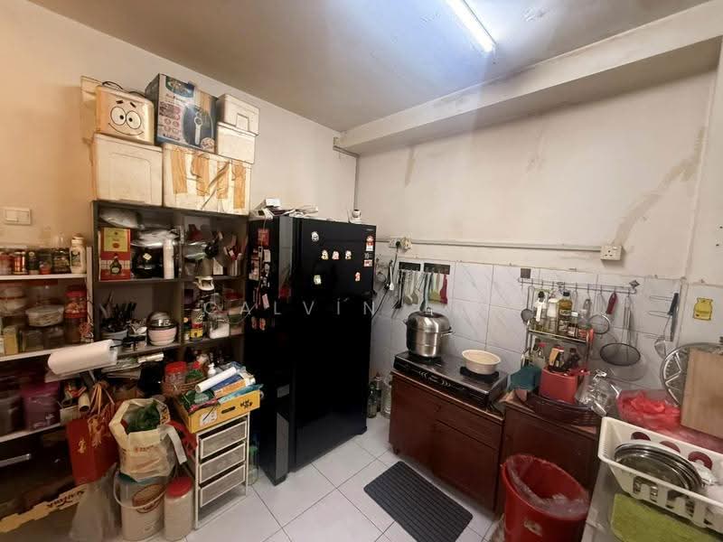 Rumah Teres 2-Tingkat untuk Dijual di Kempas Baru (Johor Bahru) - Calvin Lee - Kitchen - PropertyGuru.com.my