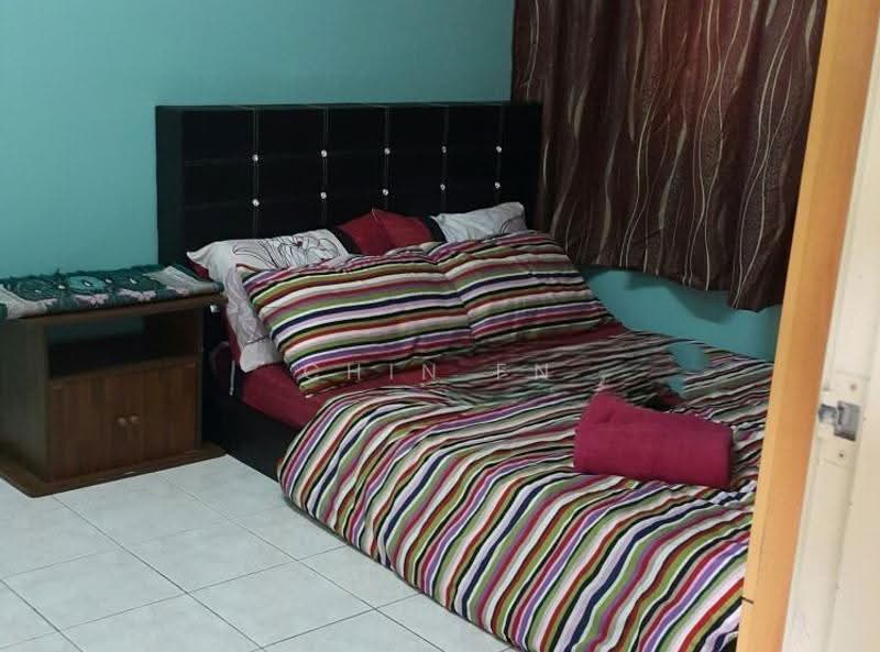 Apartment for Sale at Pangsapuri Bukit Beruang Permai - CHIN FN - Bedroom - PropertyGuru.com.my