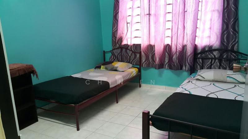 Apartment for Sale at Pangsapuri Bukit Beruang Permai - CHIN FN - Bedroom - PropertyGuru.com.my
