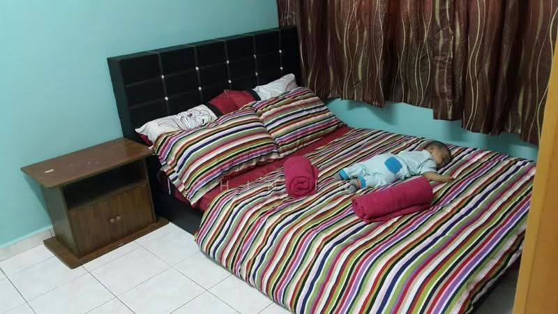 Apartment for Sale at Pangsapuri Bukit Beruang Permai - CHIN FN - Bedroom - PropertyGuru.com.my