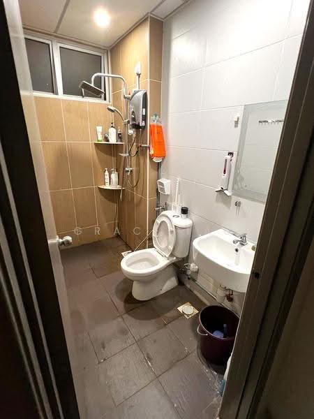 Service Residence for Sale at Larkin Heights - Grace Lau - Bathroom - PropertyGuru.com.my