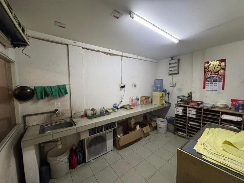 Warehouse for Sale in Kian Yap Industrial Estate (Kota Kinabalu) - Melissa Wang - Kitchen - PropertyGuru.com.my