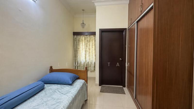 Rumah Berkembar untuk Dijual di Alam Sutera (Bukit Jalil) - Lewis Tam - Bedroom - PropertyGuru.com.my
