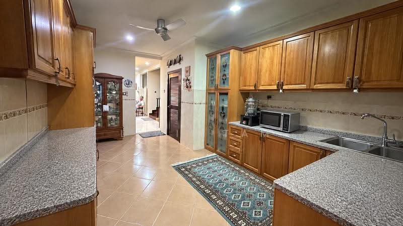 Rumah Berkembar untuk Dijual di Alam Sutera (Bukit Jalil) - Lewis Tam - Kitchen - PropertyGuru.com.my