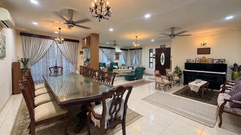Rumah Berkembar untuk Dijual di Alam Sutera (Bukit Jalil) - Lewis Tam - Dining Room - PropertyGuru.com.my