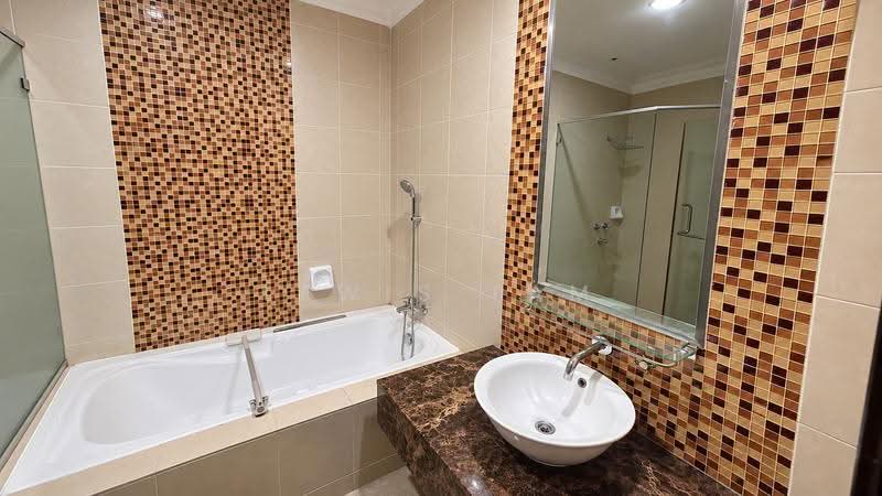 Rumah Berkembar untuk Dijual di Alam Sutera (Bukit Jalil) - Lewis Tam - PropertyGuru.com.my