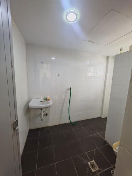 Pejabat untuk Disewa di Bandar Sunway Seberang Jaya (Seberang Jaya) - Elina Lim - Bathroom - PropertyGuru.com.my