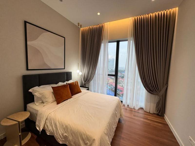 Kediaman Servis untuk Dijual di The Astaka @ 1 Bukit Senyum - Shishi . - Bedroom - PropertyGuru.com.my
