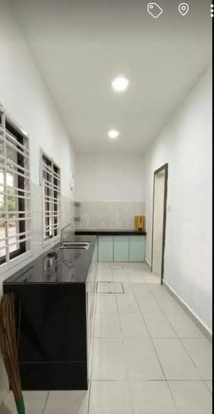 Rumah Flat untuk Disewa di Taman Molek - Kenneth Tan - Kitchen - PropertyGuru.com.my