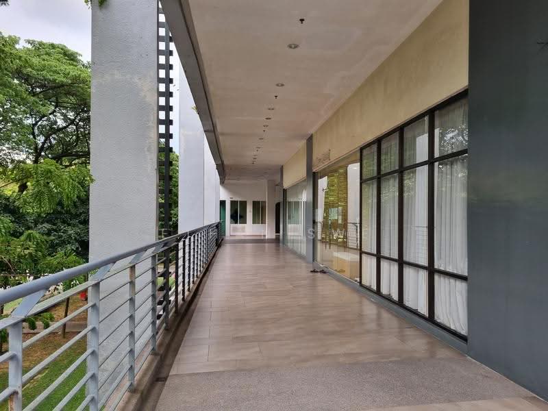 Shop / Office for Sale in Tropicana Avenue (Petaling Jaya) - Ethan Swe - Corridor - PropertyGuru.com.my