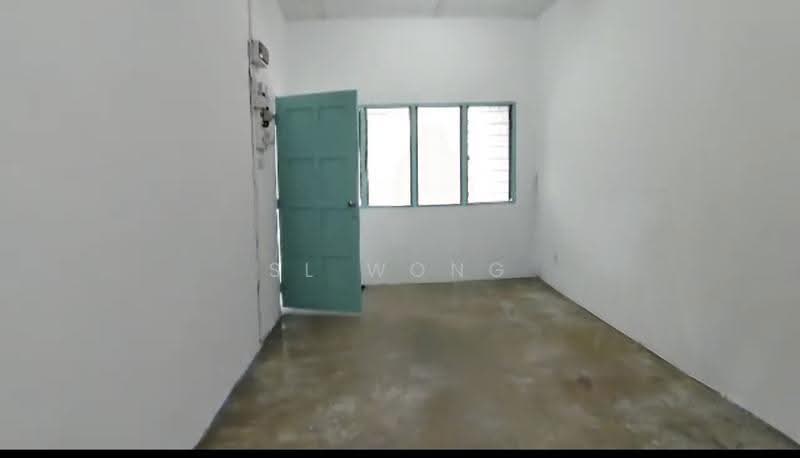 Rumah Teres 1-Tingkat untuk Dijual di Taman Bukit Kuchai (Bandar Kinrara) - SL Wong - Interior - PropertyGuru.com.my