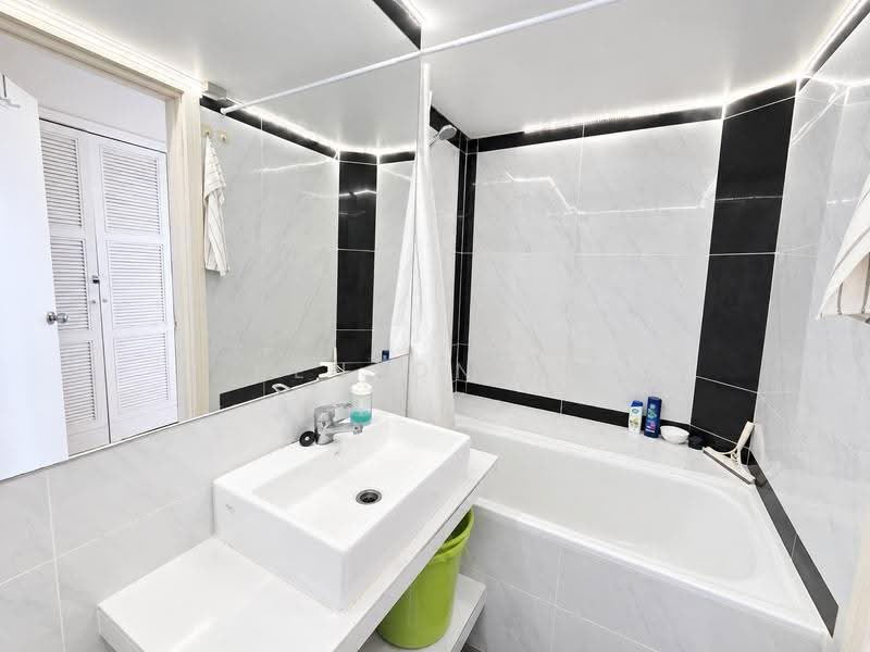 Apartment for Sale at Sucasa Corporate - Kenson Ho - Bathroom - PropertyGuru.com.my