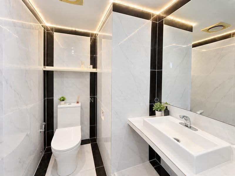 Apartment for Sale at Sucasa Corporate - Kenson Ho - Bathroom - PropertyGuru.com.my