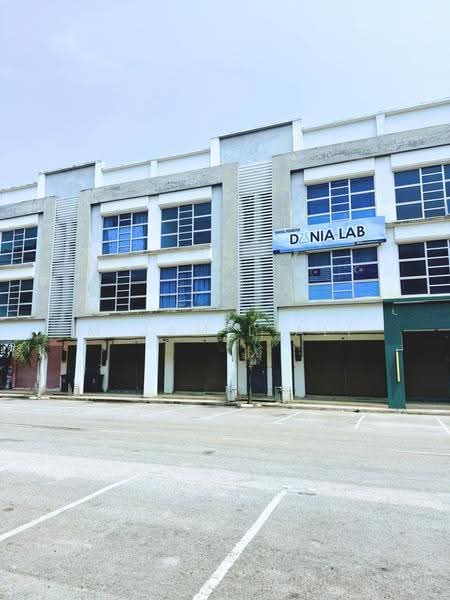 Kedai / Pejabat untuk Dijual di Pusat Komersil Taman Yayasan Segamat (Segamat) - M Jamil Ali - PropertyGuru.com.my