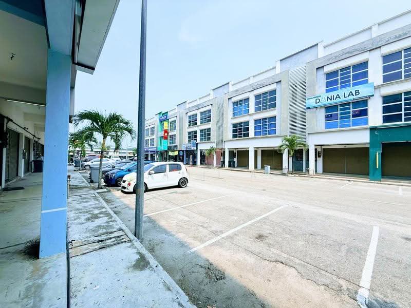 Kedai / Pejabat untuk Dijual di Pusat Komersil Taman Yayasan Segamat (Segamat) - M Jamil Ali - PropertyGuru.com.my