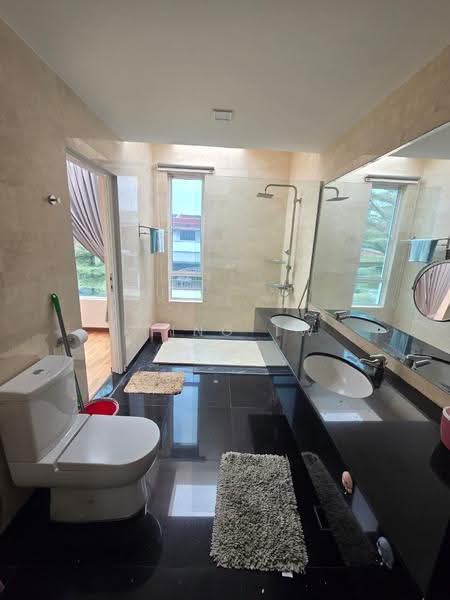 Rumah Teres 2-Tingkat untuk Disewa di Taman Bukit Maluri (Kepong) - Kiing TW - Bathroom - PropertyGuru.com.my