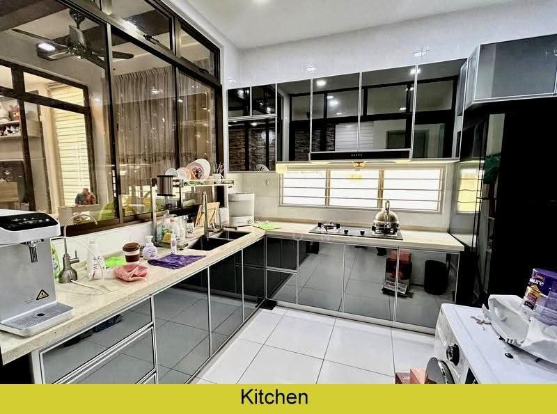 Rumah Kluster untuk Dijual di Setia Tropika (Johor Bahru) - Bill Ong - Kitchen - PropertyGuru.com.my