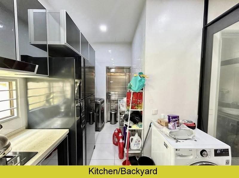 Rumah Kluster untuk Dijual di Setia Tropika (Johor Bahru) - Bill Ong - Kitchen - PropertyGuru.com.my