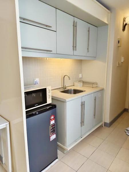Service Residence for Rent at Amcorp Serviced Suites - Anita Louis - Kitchen - PropertyGuru.com.my
