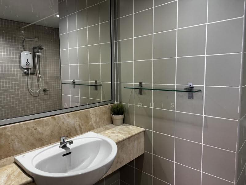 Service Residence for Rent at Amcorp Serviced Suites - Anita Louis - Bathroom - PropertyGuru.com.my