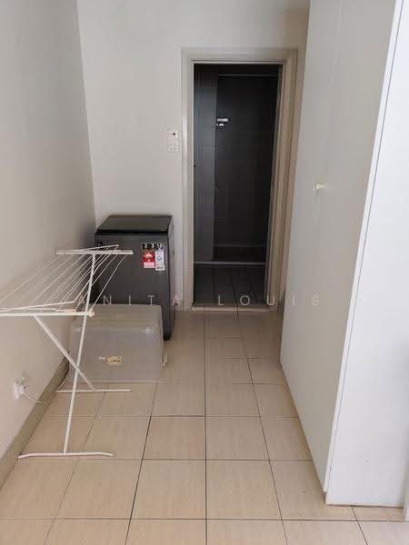Service Residence for Rent at Amcorp Serviced Suites - Anita Louis - Dressing area - PropertyGuru.com.my