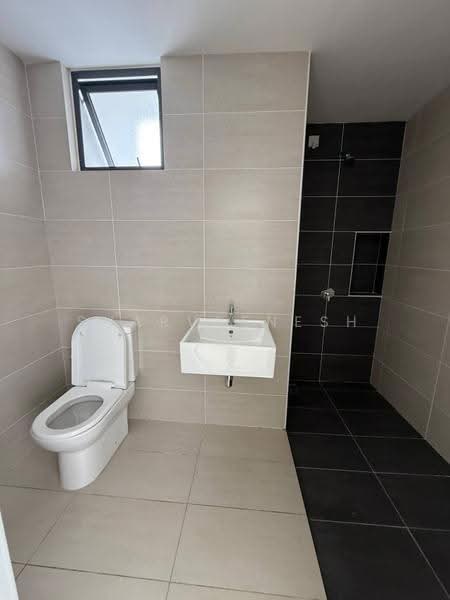 2-storey Terraced House for Rent in Rawang (Selangor) - Sharveenesh V - Bathroom - PropertyGuru.com.my