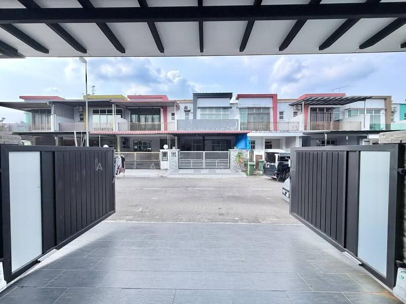 Rumah Teres 2-Tingkat untuk Dijual di Taman Pulai Hijauan (Skudai) - Azlan Ismail aiproperty - Exterior - PropertyGuru.com.my