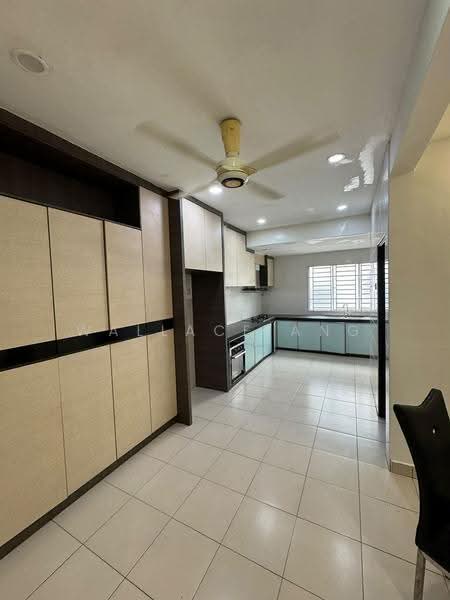 2-storey Terraced House for Sale in Bandar Tiram (Ulu Tiram) - Wallace Ang - Kitchen - PropertyGuru.com.my