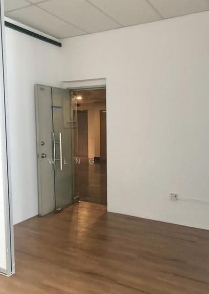 Kedai / Pejabat untuk Disewa di Bukit Combe (Jelutong) - Weng Sern - Entrance - PropertyGuru.com.my