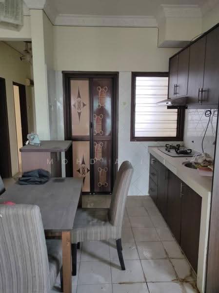 Apartment for Sale at Pangsapuri Indahria - Mohd Afifi - Kitchen - PropertyGuru.com.my