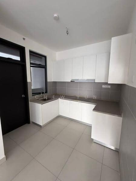 Kediaman Servis untuk Dijual di RESIDENSI IDAMAN RIA - Chew Yun Chan - Kitchen - PropertyGuru.com.my