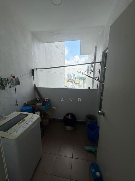 Pangsapuri untuk Dijual di M'tiara - Yoland . - Balcony - PropertyGuru.com.my