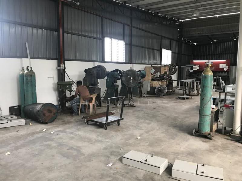 Factory for Sale in Taman Perindustrian Bukit Serdang (Seri Kembangan) - Shaun Lee - Interior - PropertyGuru.com.my
