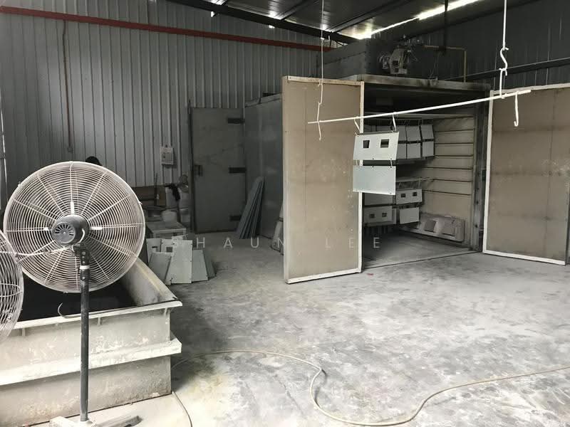 Factory for Sale in Taman Perindustrian Bukit Serdang (Seri Kembangan) - Shaun Lee - Interior - PropertyGuru.com.my