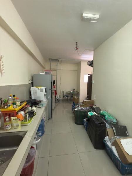 Factory for Sale in Taman Perindustrian Bukit Serdang (Seri Kembangan) - Shaun Lee - Kitchen - PropertyGuru.com.my