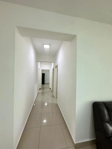 Pangsapuri untuk Disewa di Idaman Residence - MJ Lai - Corridor - PropertyGuru.com.my