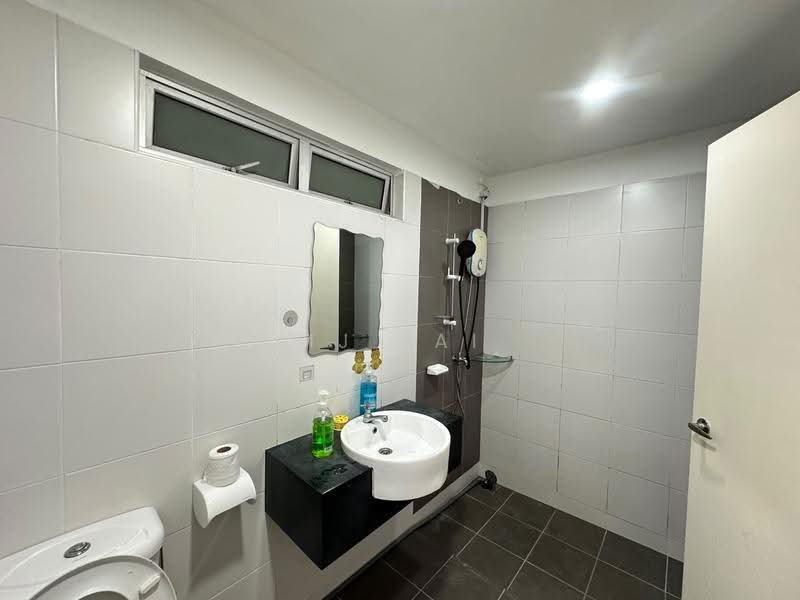 Pangsapuri untuk Disewa di Idaman Residence - MJ Lai - Bathroom - PropertyGuru.com.my