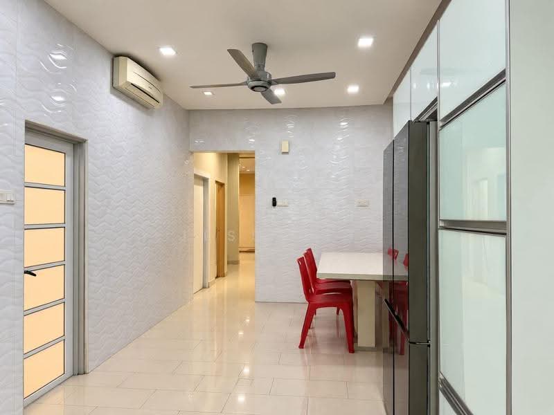 Rumah Teres untuk Dijual di Batu 9 (Cheras) - Jess Tay - Dining Room - PropertyGuru.com.my