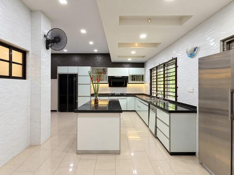 Rumah Teres untuk Dijual di Batu 9 (Cheras) - Jess Tay - Kitchen - PropertyGuru.com.my