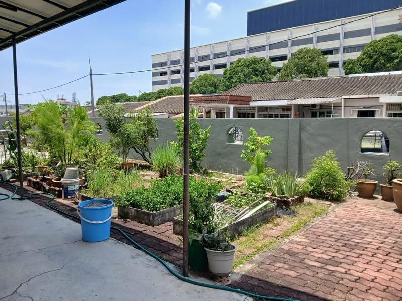 Rumah Teres 2-Tingkat untuk Dijual di Meru (Klang) - Kelly Hu - Garden - PropertyGuru.com.my