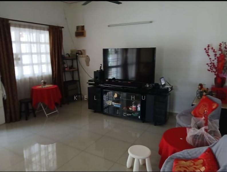 Rumah Teres 2-Tingkat untuk Dijual di Meru (Klang) - Kelly Hu - Living Room - PropertyGuru.com.my