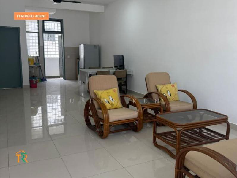 Rumah Teres 2-Tingkat untuk Disewa di Permas Jaya (Johor Bahru) - U Hon Kun - Living Room - PropertyGuru.com.my