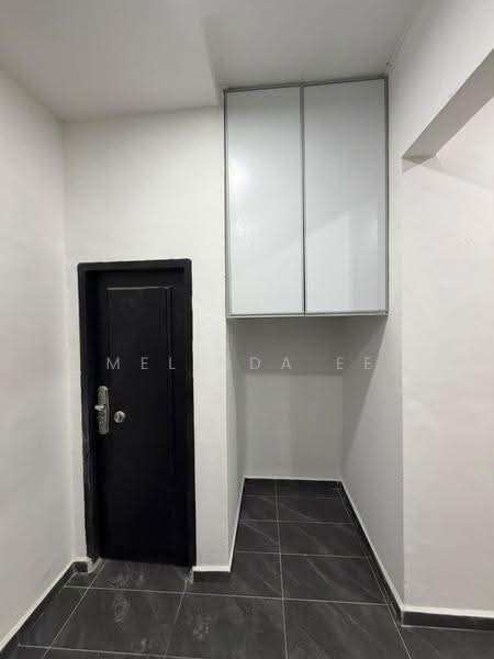 Rumah Flat untuk Dijual di Bandar Selesa Jaya - Melinda Ee - Entrance - PropertyGuru.com.my